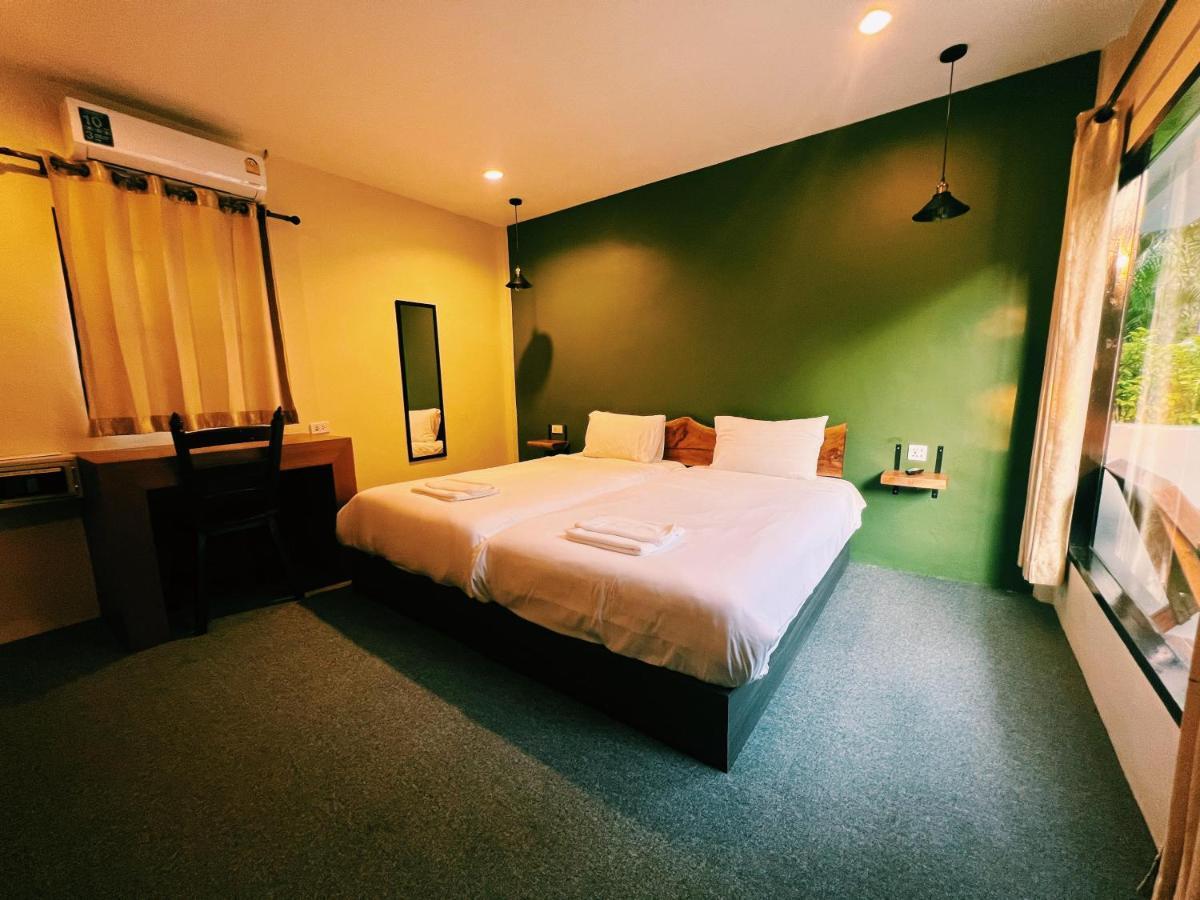 Vivi Hotel Resort Phuket Exterior foto